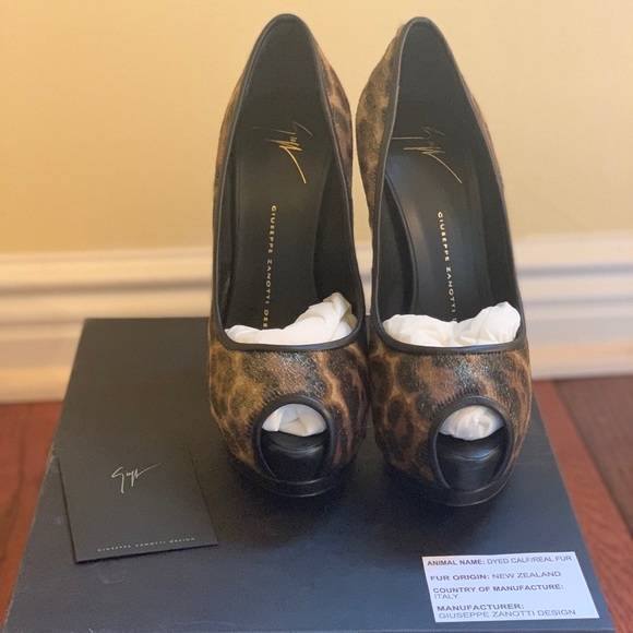 Giuseppe Zanotti leopard calf hair peep toes 36